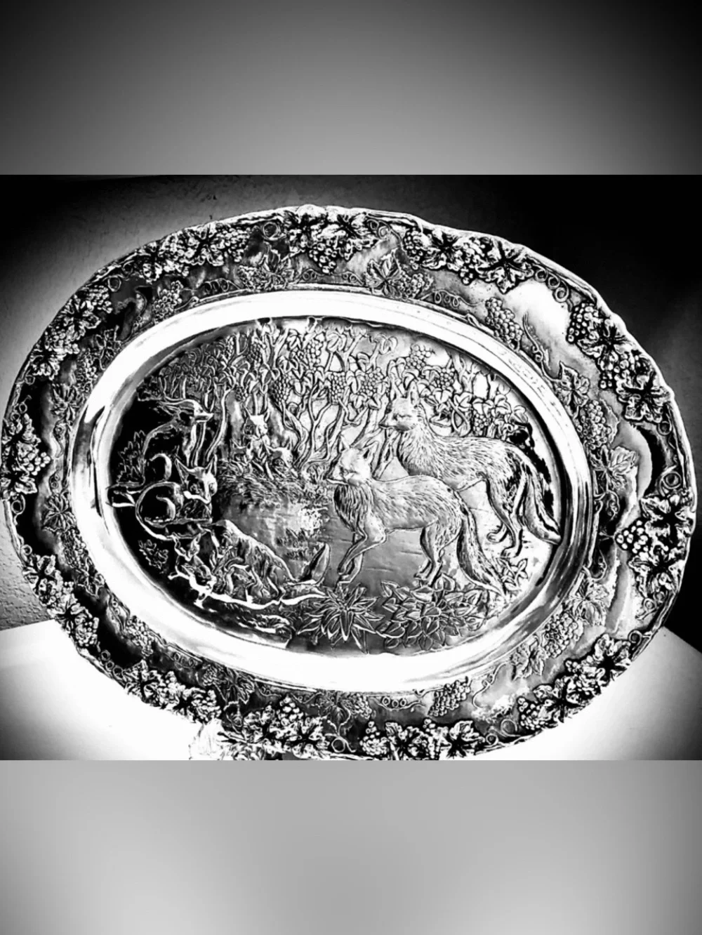 ARTHUR COURT Rare Signed LTD 1990 Oval Serving Tray Platter Grapes Foxes Pattern